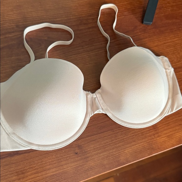 Maidenform Beige Underwire Bra - Picture 1 of 3